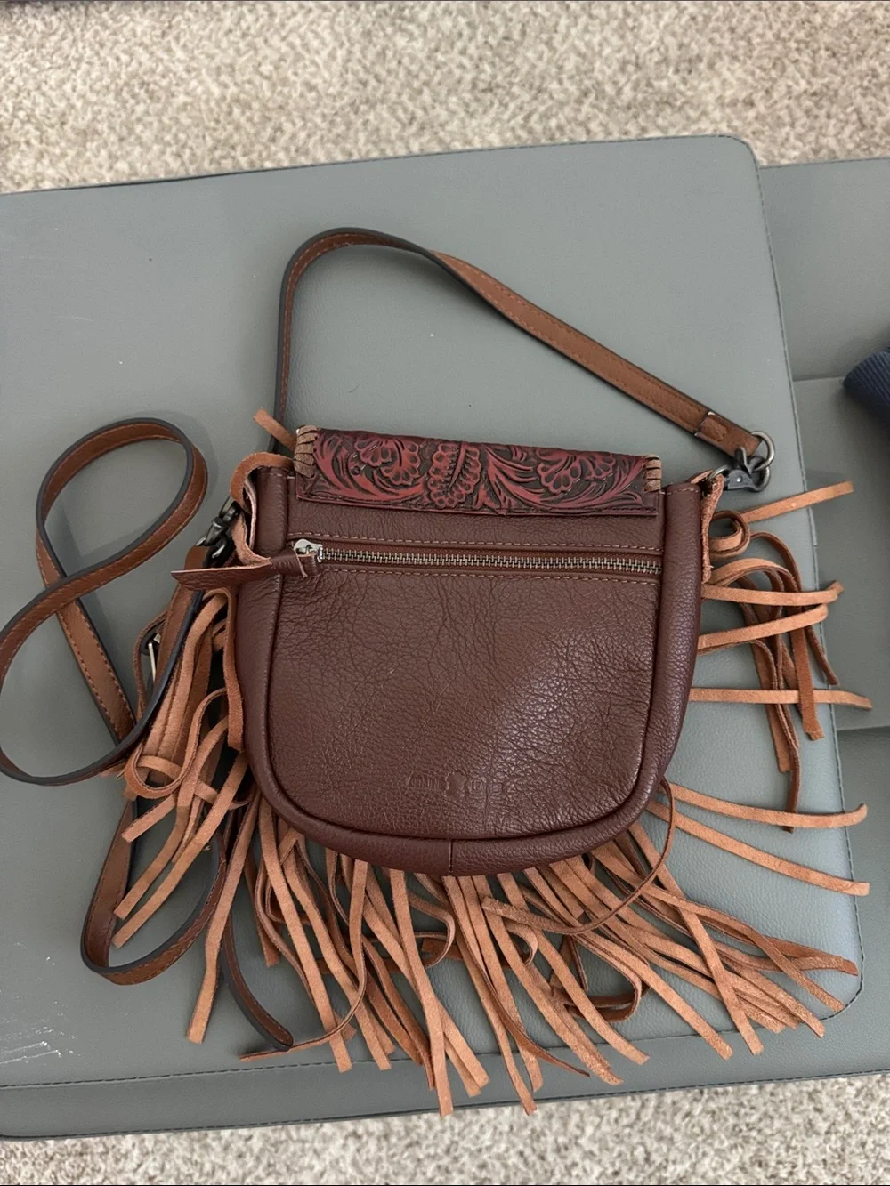 Western crossbody